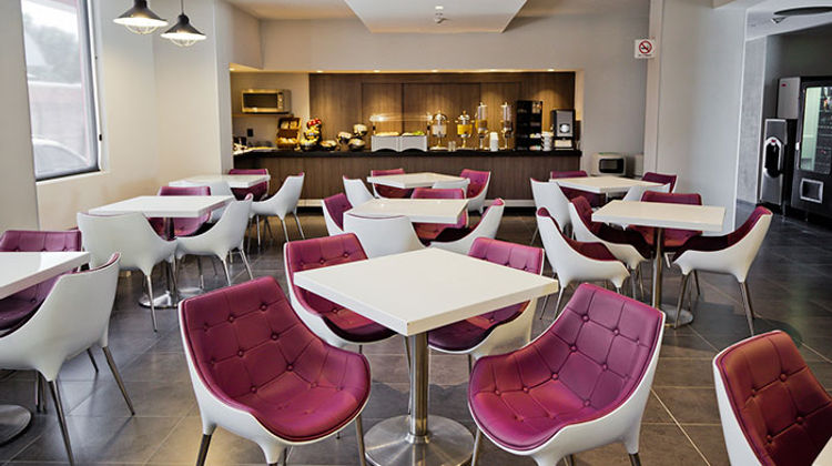 City Express Suites by Marriott Finsa Restaurant