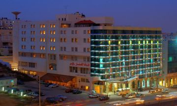 Al Fanar Palace Hotel - Suites