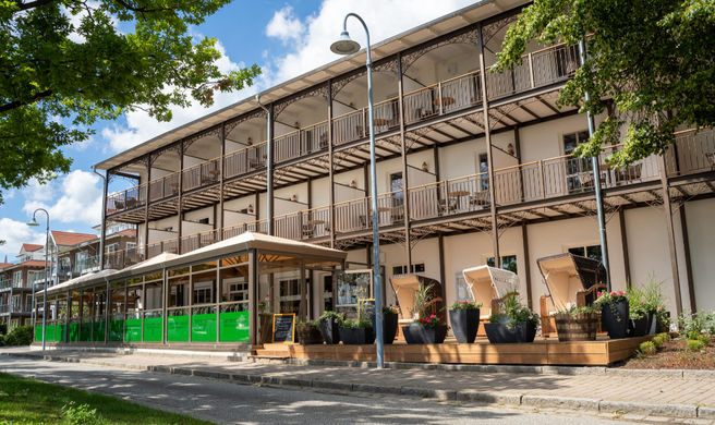 Hafenhotel zu Putbus Exterior