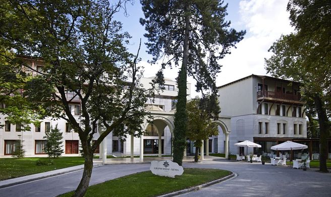 Grand Serai Congress & Spa Exterior