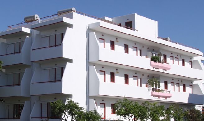 Stam & John Apartments Exterior