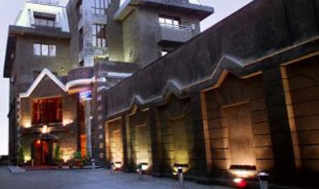Aviatrans Hotel Exterior
