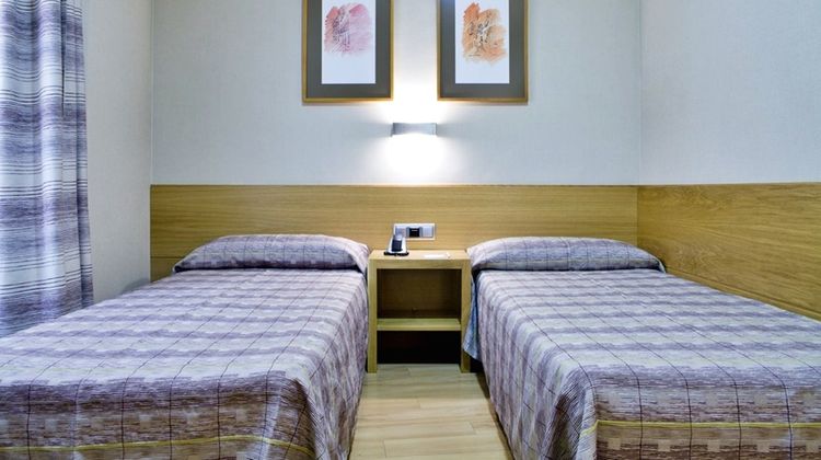 Windsor Puerta Del Sol Hotel Room
