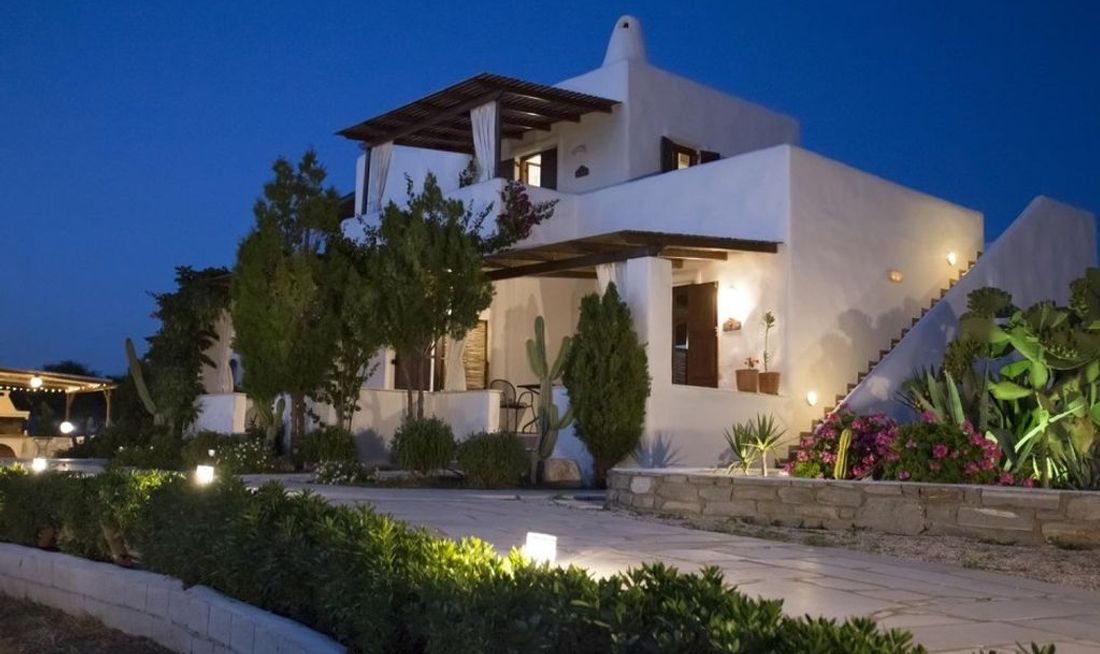 9 Muses Studios Exterior