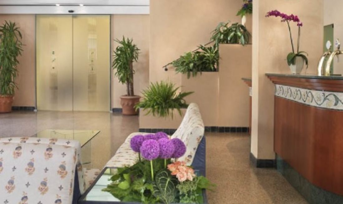 Grado Hotel Lobby