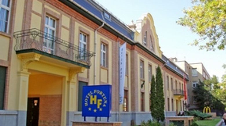 <b>Hotel Fortuna Exterior</b>