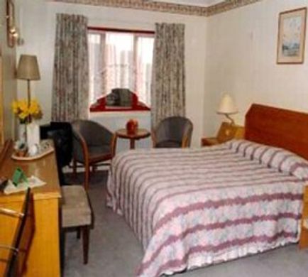 Laburnum House Lodge Hotel Room