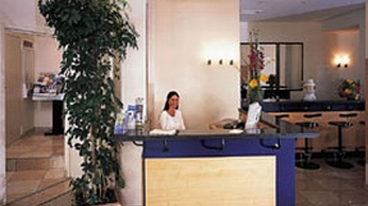 Comfort Hotel Frankfurt City Centre Lobby