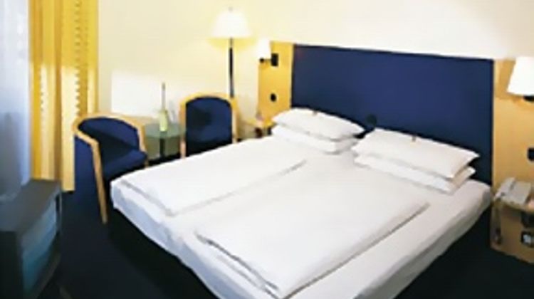 Comfort Hotel Frankfurt City Centre Room