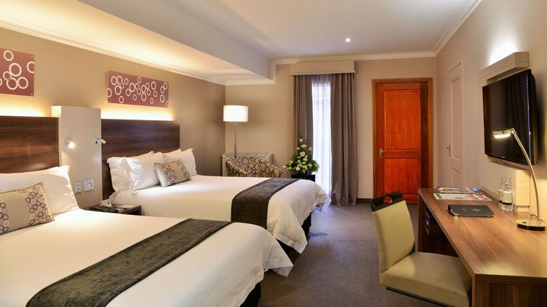 <b>Silverbirch at Birchwood Room</b> <b>Silverbirch at Birchwood Room</b>