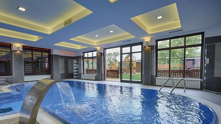 Conacul Ambient Pool