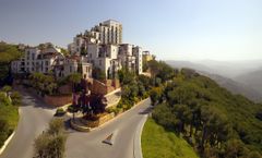 Grand Hills Hotel & Spa