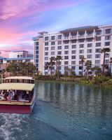Loews Sapphire Falls Resort at Universal