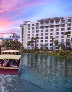Loews Sapphire Falls Resort at Universal