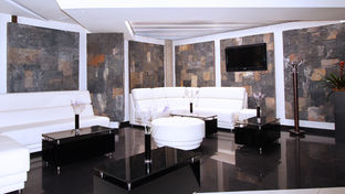 Suites 108 Hotel