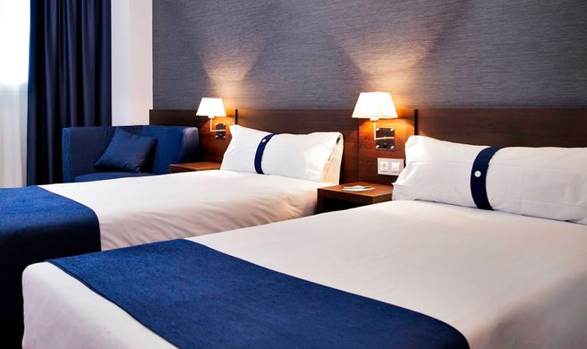 Hotel Olympia Universidades Valencia Room
