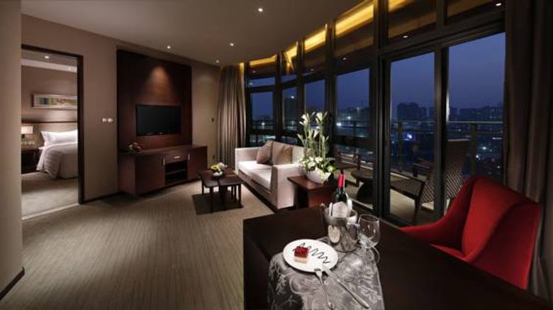 <b>Lia Charlton Hotel Shenzhen Suite</b> <b>Lia Charlton Hotel Shenzhen Suite</b>
