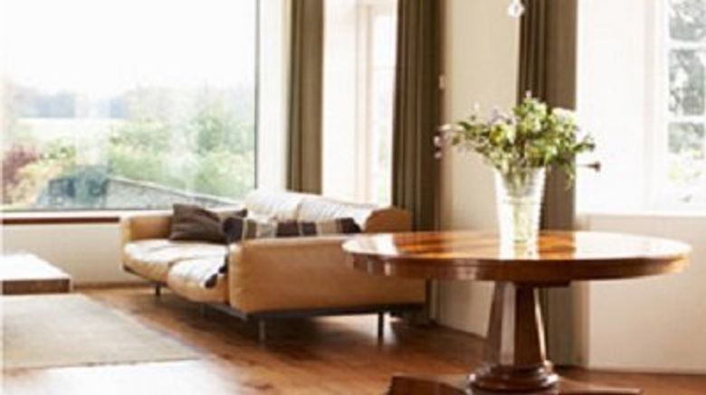 <b>Function Inn Hotel Suite</b>