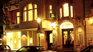 Augusta Hotel
