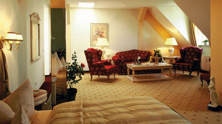 <b>Augusta Hotel Suite</b>