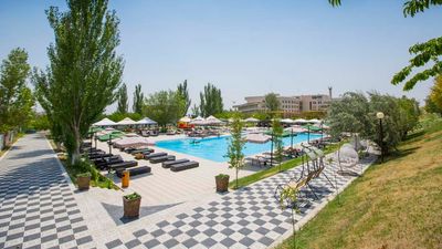 Cross Resort