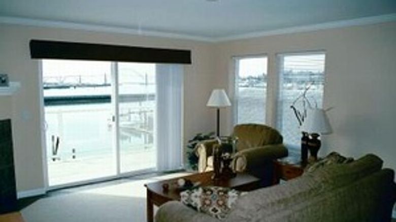 <b>The Landing At Newport Room</b>