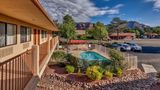 <b>Views Inn Exterior</b>