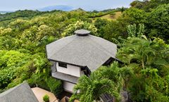 Tulemar Resort