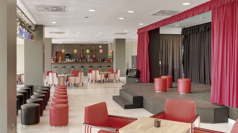 <b>Precise Resort El Rompido-The Club Bar/Lounge</b>