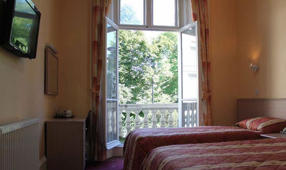 Jubilee Hotel Room