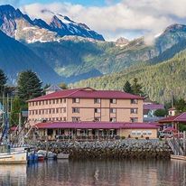 Totem Square Hotel