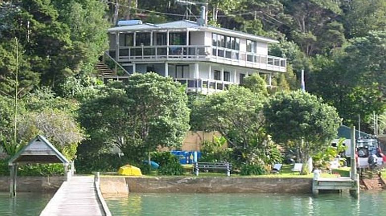Kawau Lodge Exterior