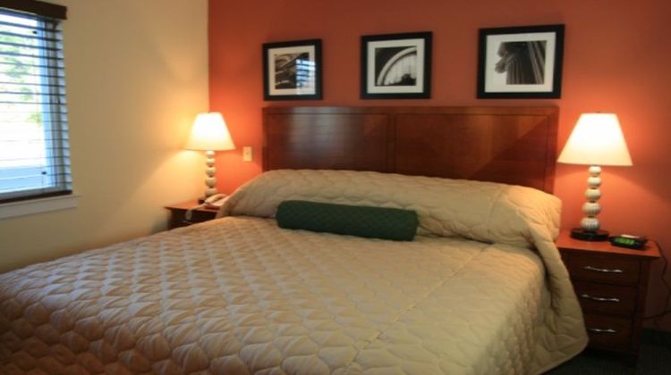 Affordable Suites of America Quantico Room