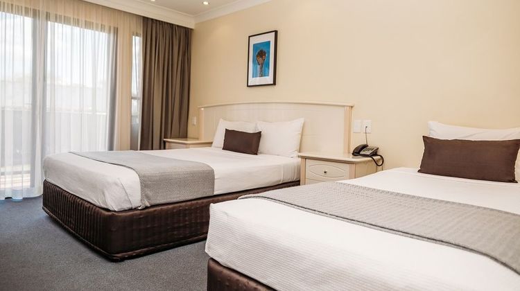 Kobbers Motor Inn Room