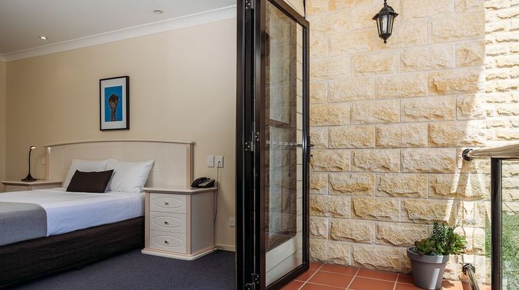 Kobbers Motor Inn Room