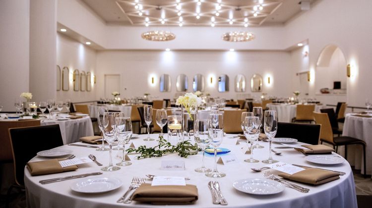 Hu. Hotel, Memphis Banquet