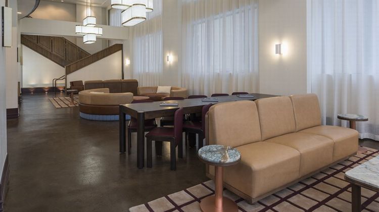 Hu. Hotel, Memphis Lobby