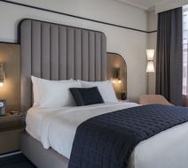 Hu. Hotel, Memphis Room