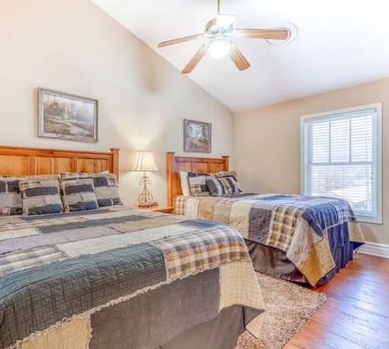 Baskins Creek Condos by Vacasa Room