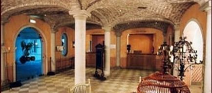 M'AR De AR Muralhas Lobby
