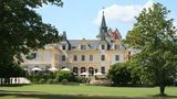 Schloss Liebenberg Exterior