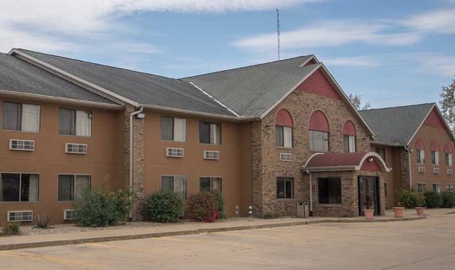 Heritage Grand Inn Canton Exterior