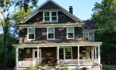 434 on Main B & B