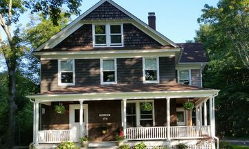 434 on Main B & B