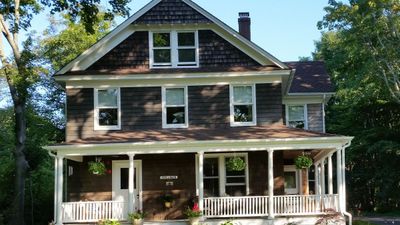434 on Main B & B