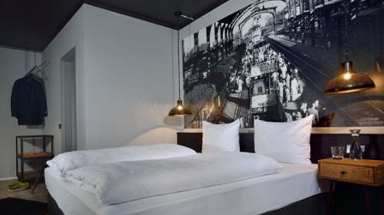 Staytion Hotel Mannheim Room