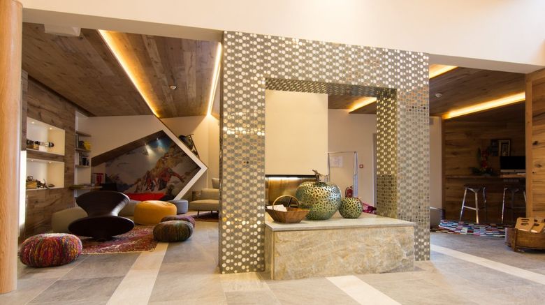 <b>Hotel Pashmina Le Refuge Banquet</b> <b>Hotel Pashmina Le Refuge Banquet</b>