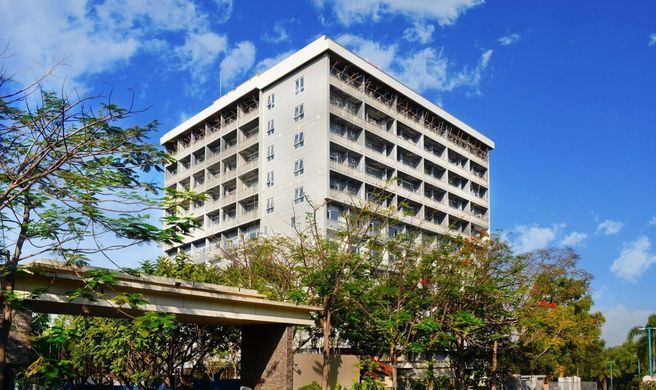 Delonix Hotel Karawang Exterior