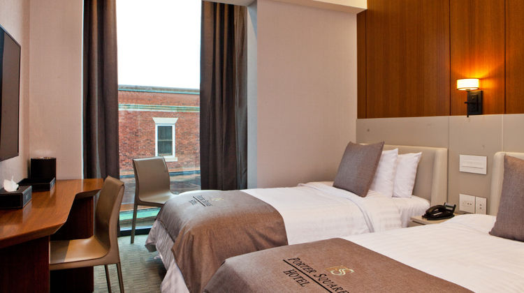 Porter Square Hotel Room