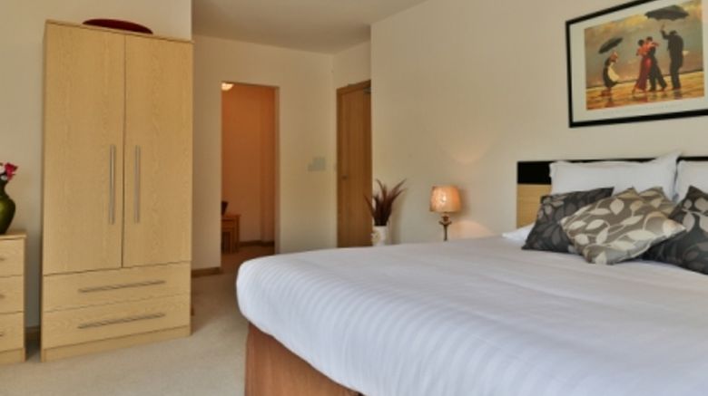 <b>Westville Waters Edge Apartments Room</b>